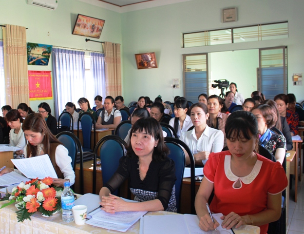 Các đại biểu tham dự hội nghị