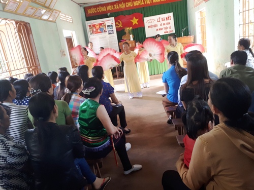 Văn nghệ trong Lễ ra mắt