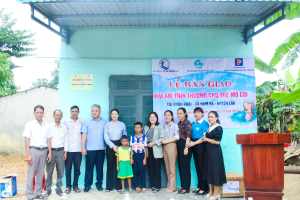 Hội Liên hiệp Phụ nữ tỉnh phối hợp bàn giao nhà “Mái ấm tình thương” cho trẻ mồ côi