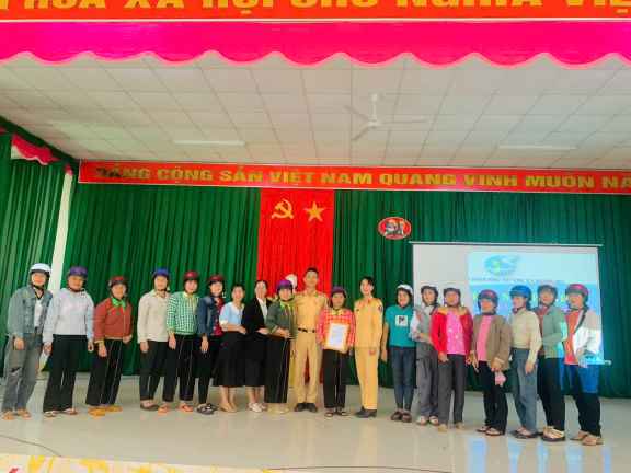 Hội LHPN thị xã Buôn Hồ tổ chức Hội thảo “Phụ nữ thị xã Buôn Hồ với công tác An toàn giao thông và phổ biến giáo dục pháp luật” năm 2024