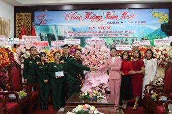 Hội Liên hiệp Phụ nữ tỉnh thăm, chúc mừng Ngày thành lập Quân đội Nhân dân Việt Nam 22/12