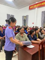 Hội LHPN xã Ea Drông lan toả kiến thức pháp luật đến gần hơn  với trẻ em và nhóm dễ bị tổn thương